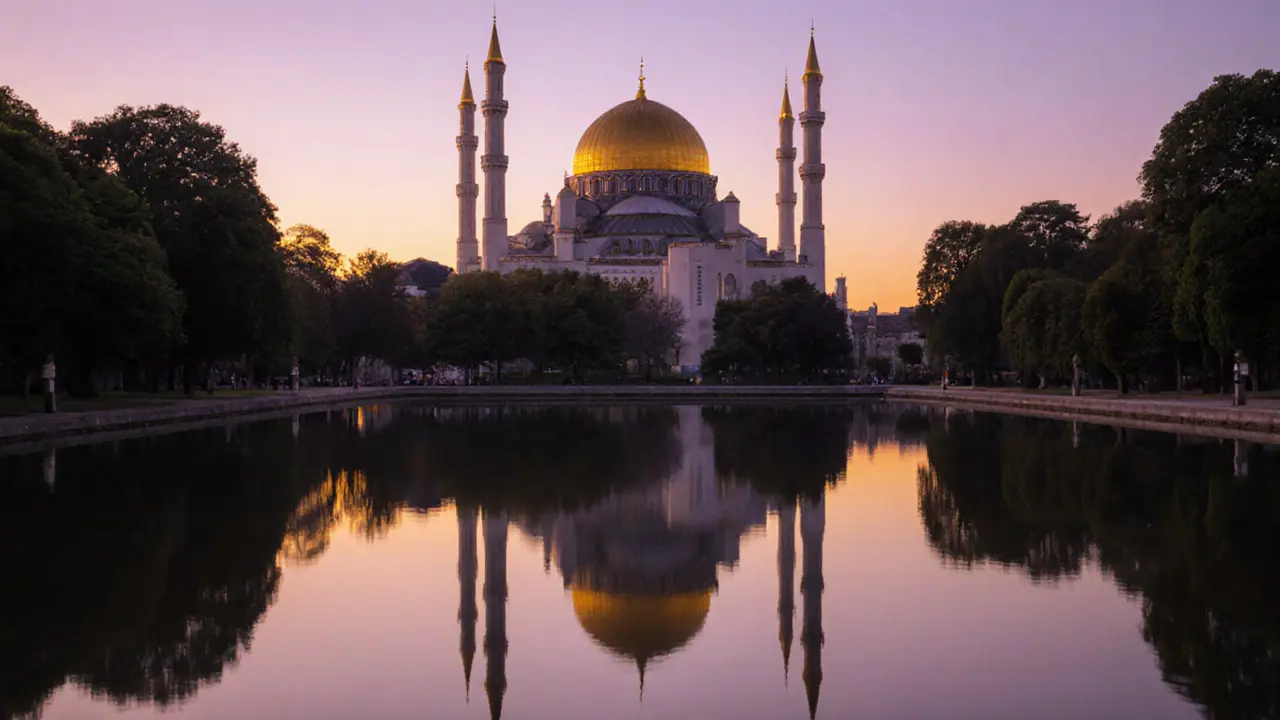 London Central Mosque: A Guide to Faith, Architecture, and Community