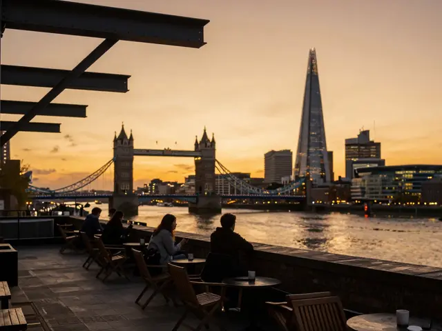 Why Locals Love the Lifestyle London Bridge Rooftop Scene